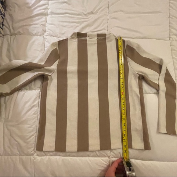 Club Monaco Striped Mockneck Top - White Khaki Vertical Stripes - size L - Picture 13 of 14